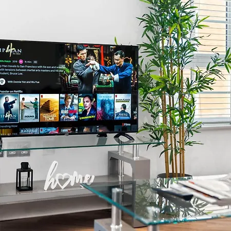Centre - Jq - Free Wifi & Netflix - Rated - 3cs * バーミンガム